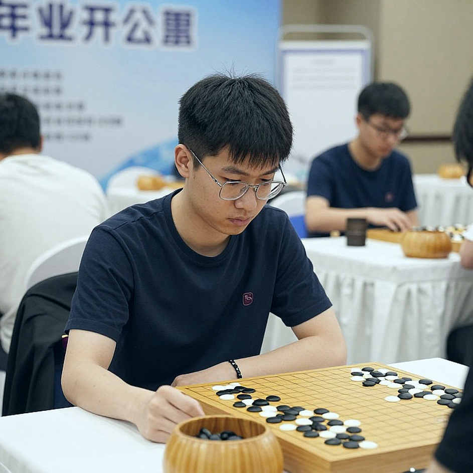Knight magic và nước 5.e5 của Sveshnikov: một vũ khí 60 phút giữa khoảng trống bằng chứng