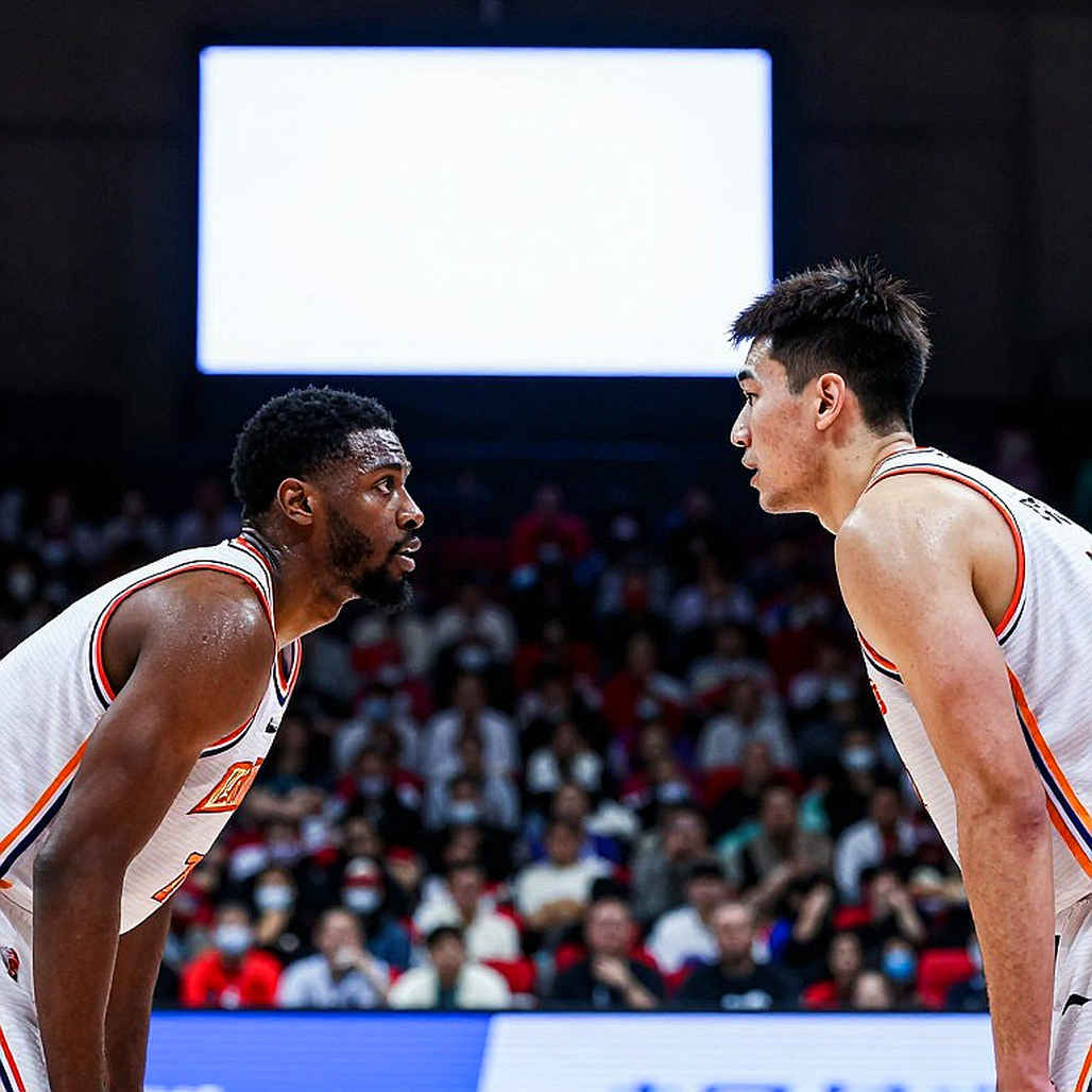 Hai Mươi Hai Phút Không Đủ: Khi Paris Basketball Vô Địch Cúp Siêu Pháp Mà Không Hề Thống Trị